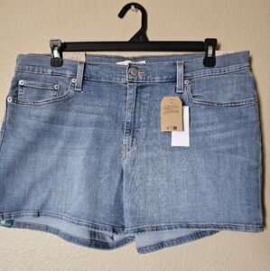 Levi's Women's Plus Denim Blue Women's Mid Length Shorts 34